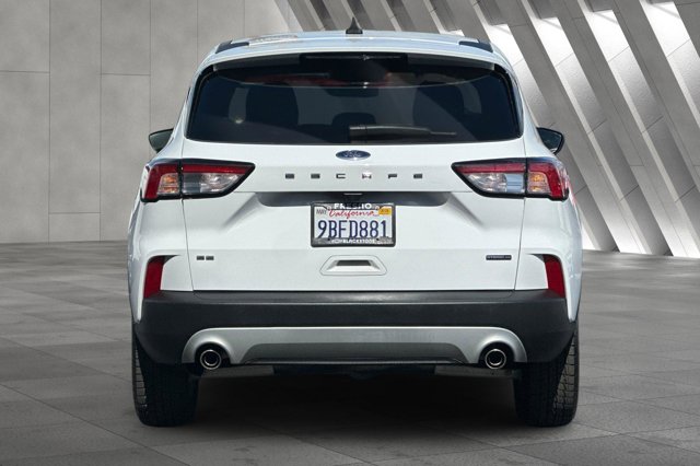 Vehicle image 7 of 27