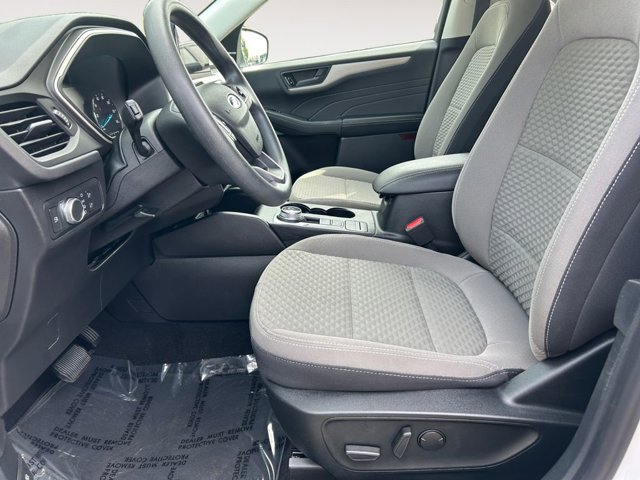 Vehicle image 14 of 36