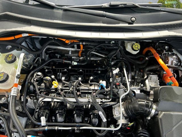 Vehicle image 28 of 36