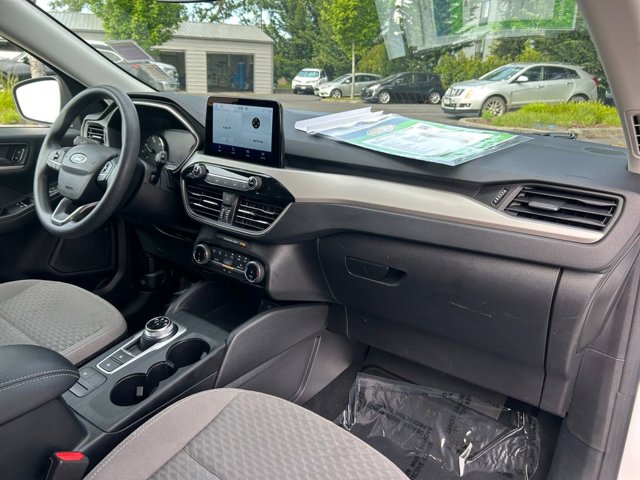 Vehicle image 25 of 36