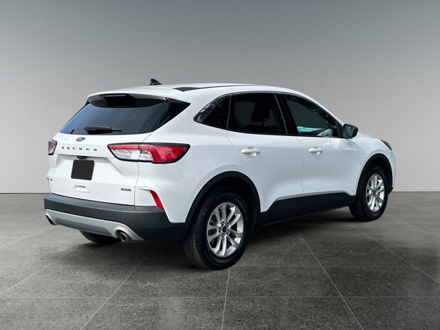 Vehicle image 4 of 36