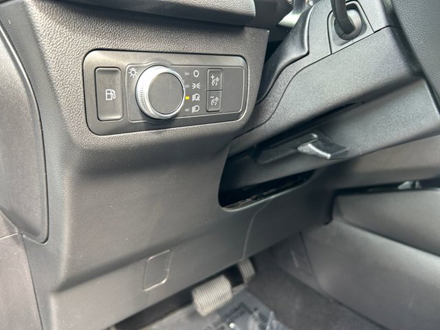 Vehicle image 20 of 36