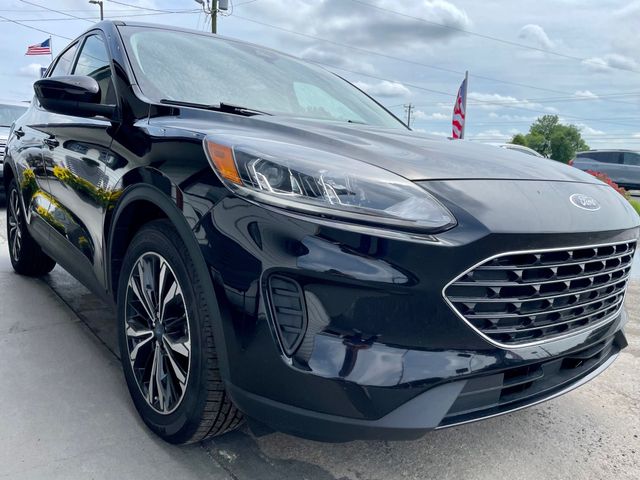 Vehicle image 2 of 24