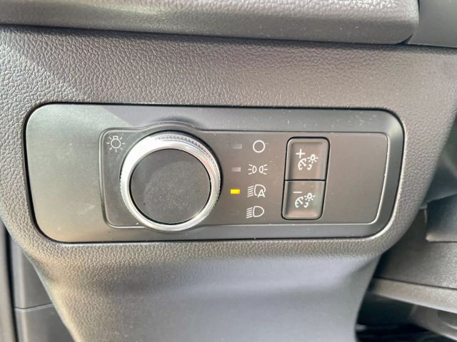 Vehicle image 16 of 24