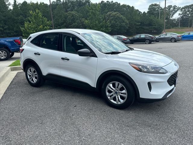 2022 Ford Escape S Image 3 of 23