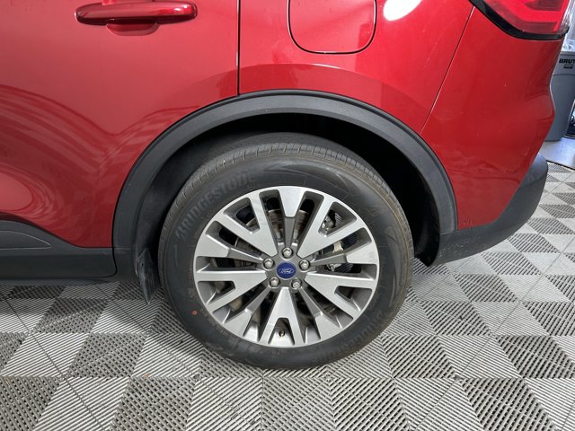 Vehicle image 31 of 32