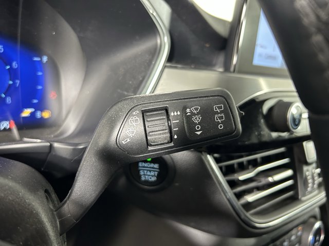 Vehicle image 29 of 32