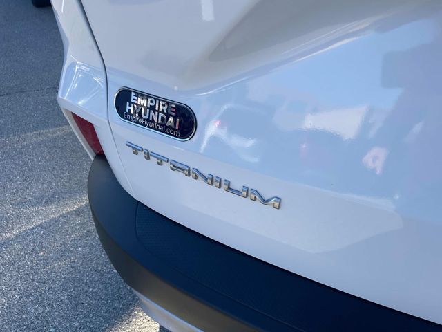Vehicle image 10 of 37