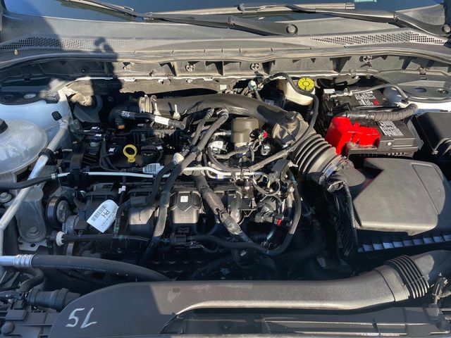 Vehicle image 14 of 37