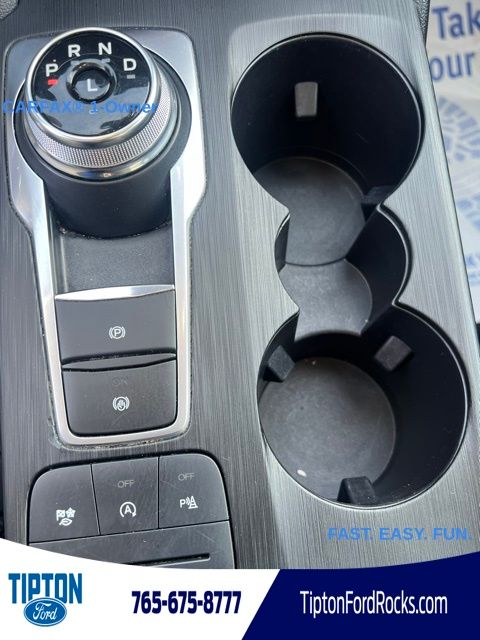 Vehicle image 23 of 25