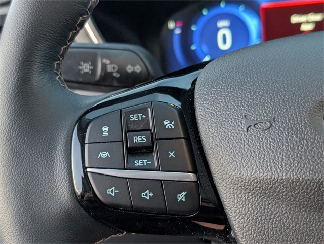 Vehicle image 21 of 28