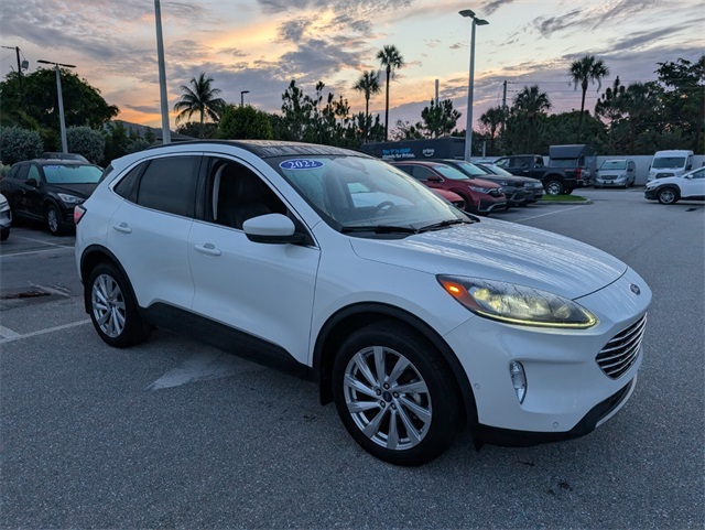 Vehicle image 3 of 28
