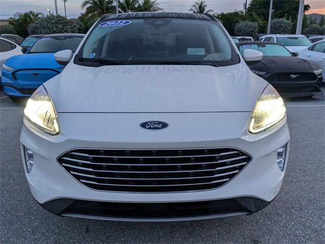 Vehicle image 2 of 28