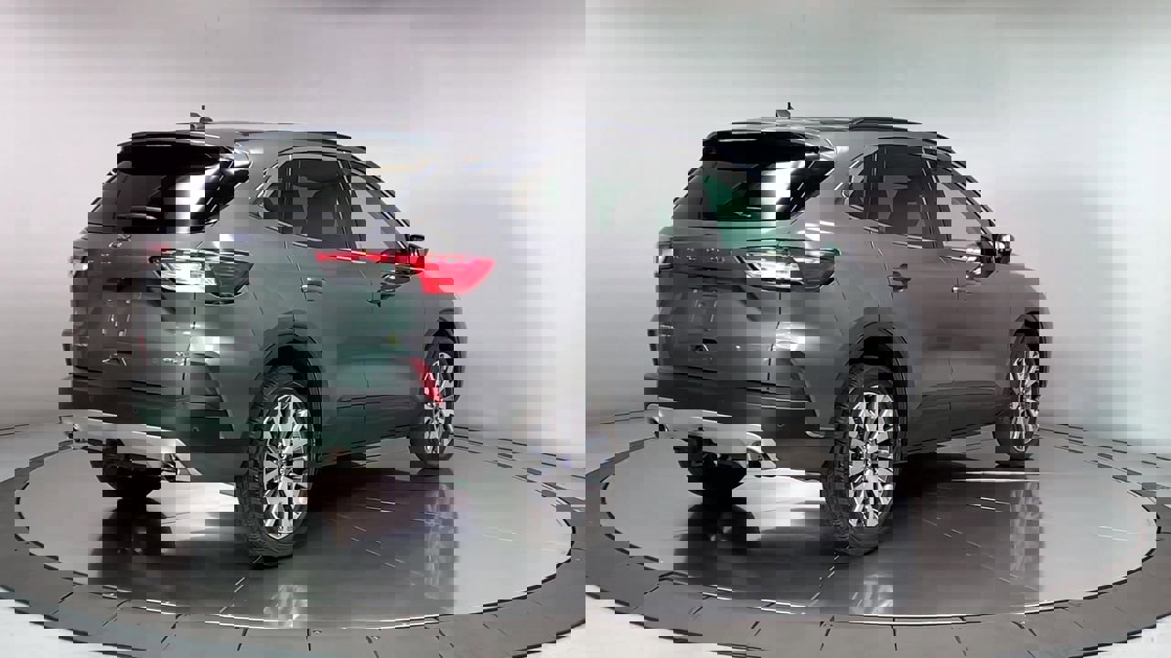 Vehicle image 7 of 40