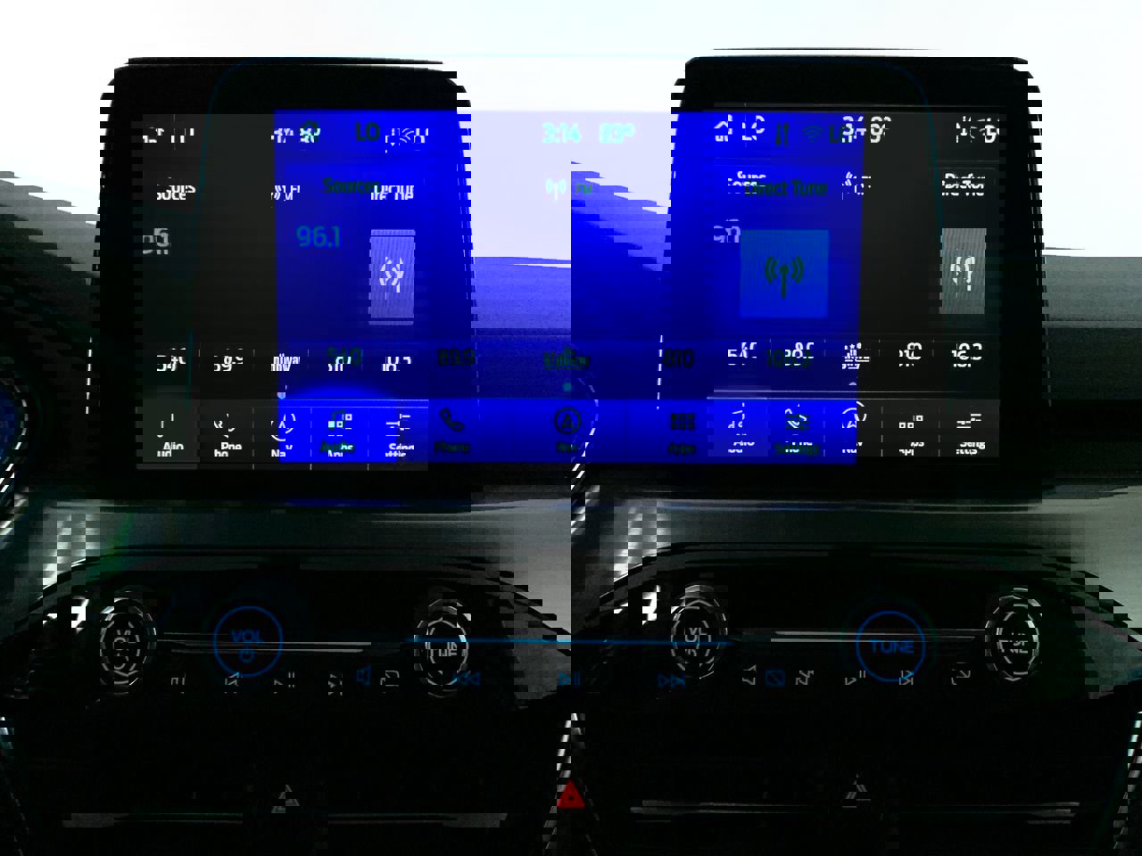 Vehicle image 27 of 40