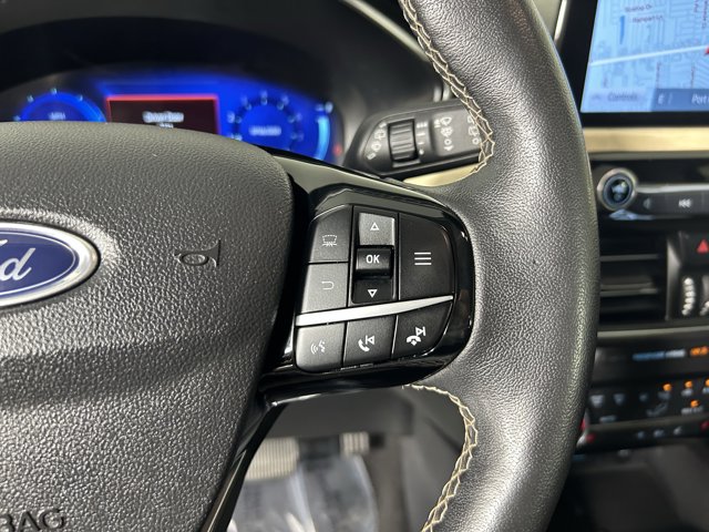Vehicle image 30 of 35