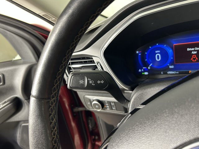 Vehicle image 31 of 35