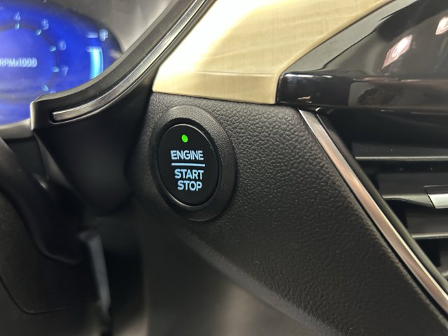 Vehicle image 26 of 35