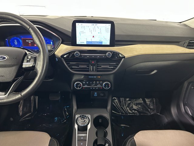 Vehicle image 14 of 35