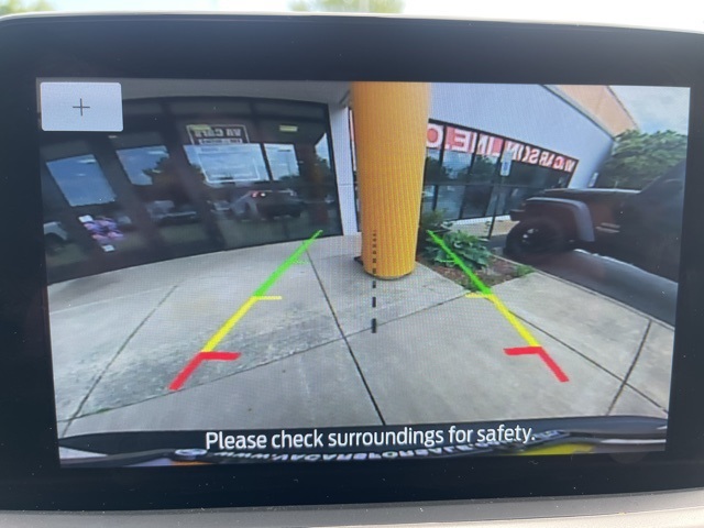 Vehicle image 13 of 17