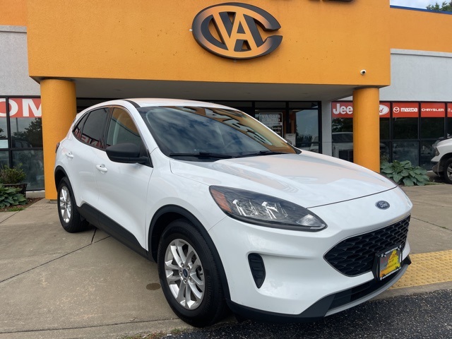 Vehicle image 3 of 17
