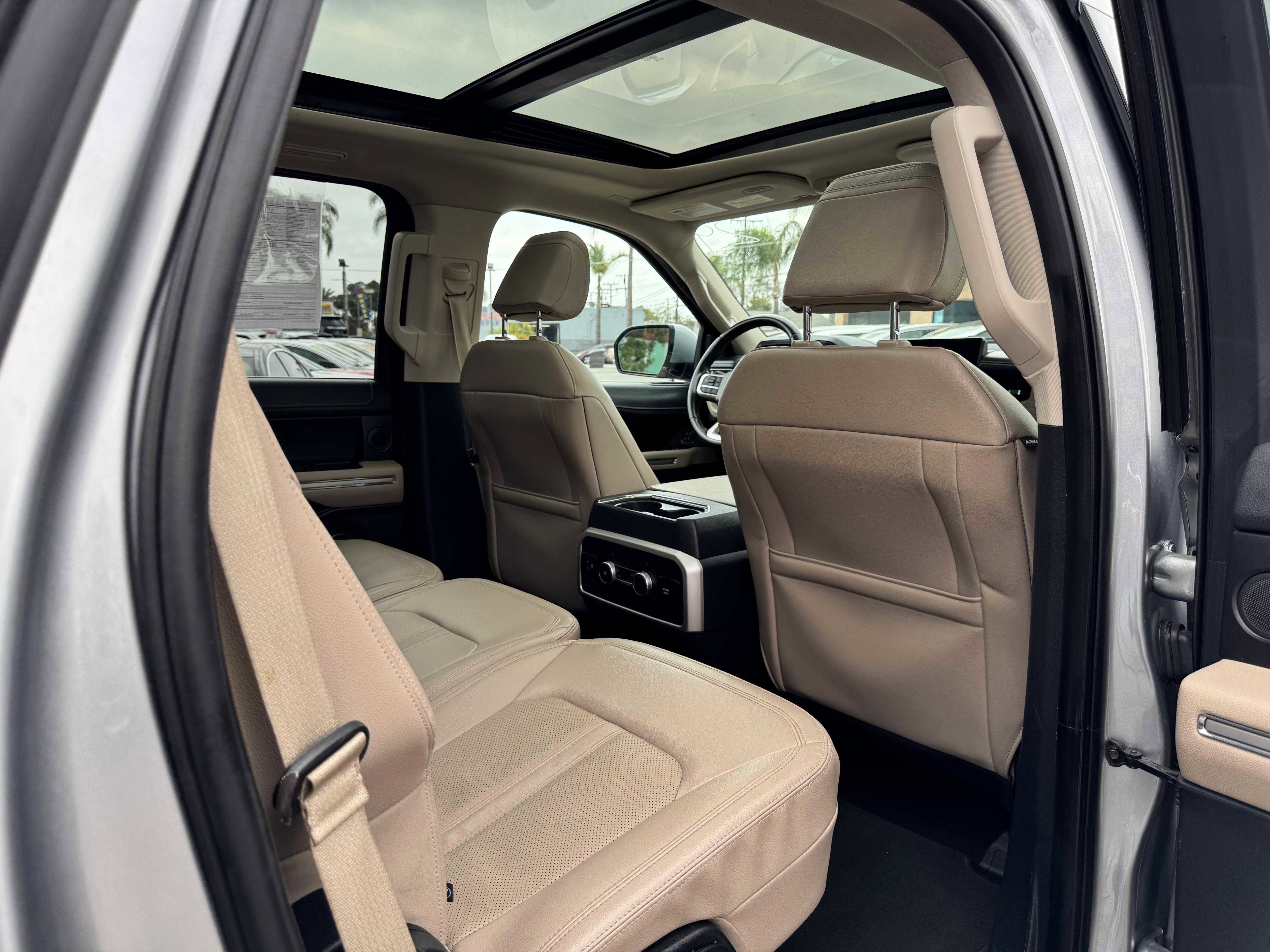 Vehicle image 42 of 92