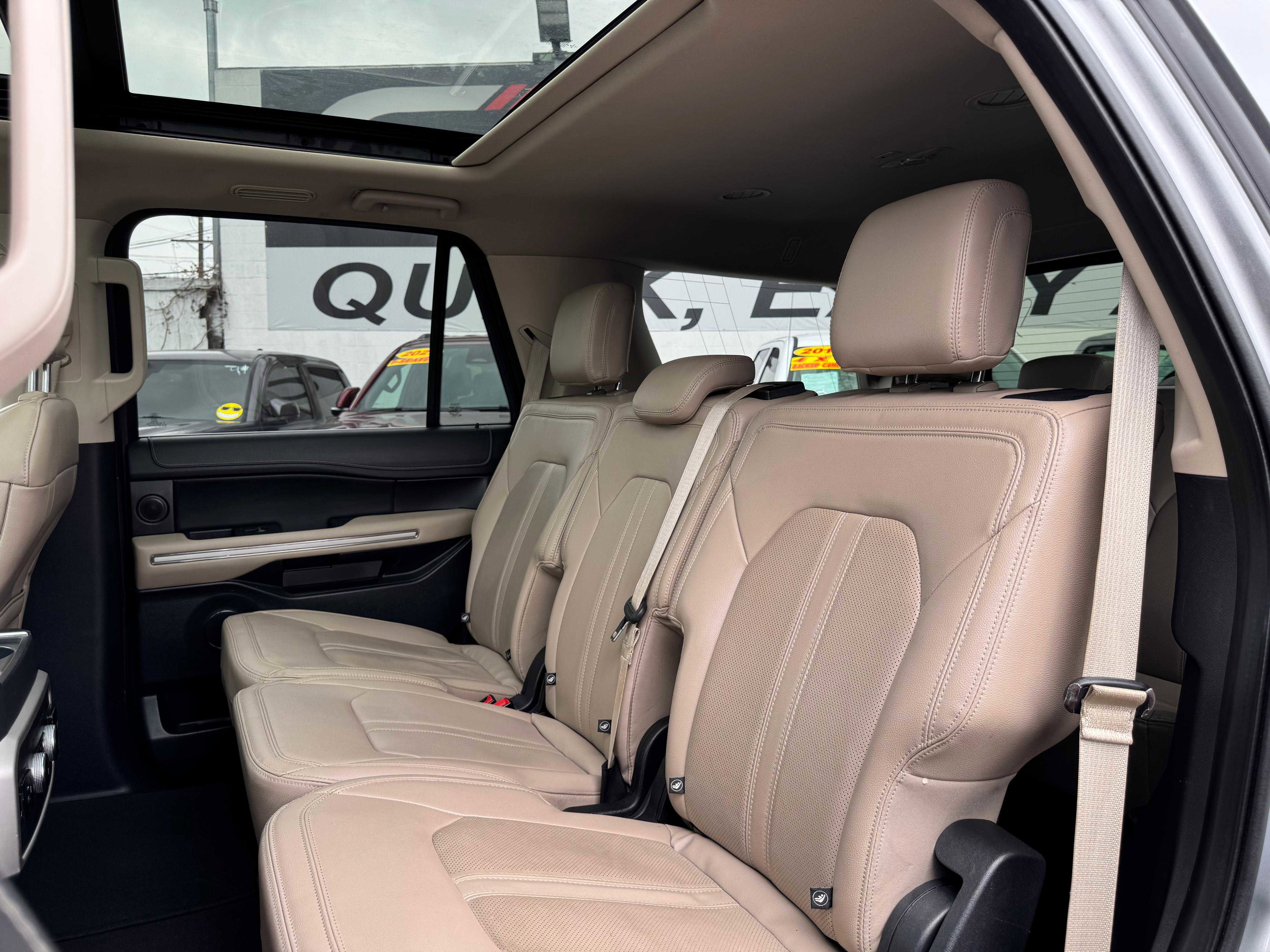 Vehicle image 49 of 92