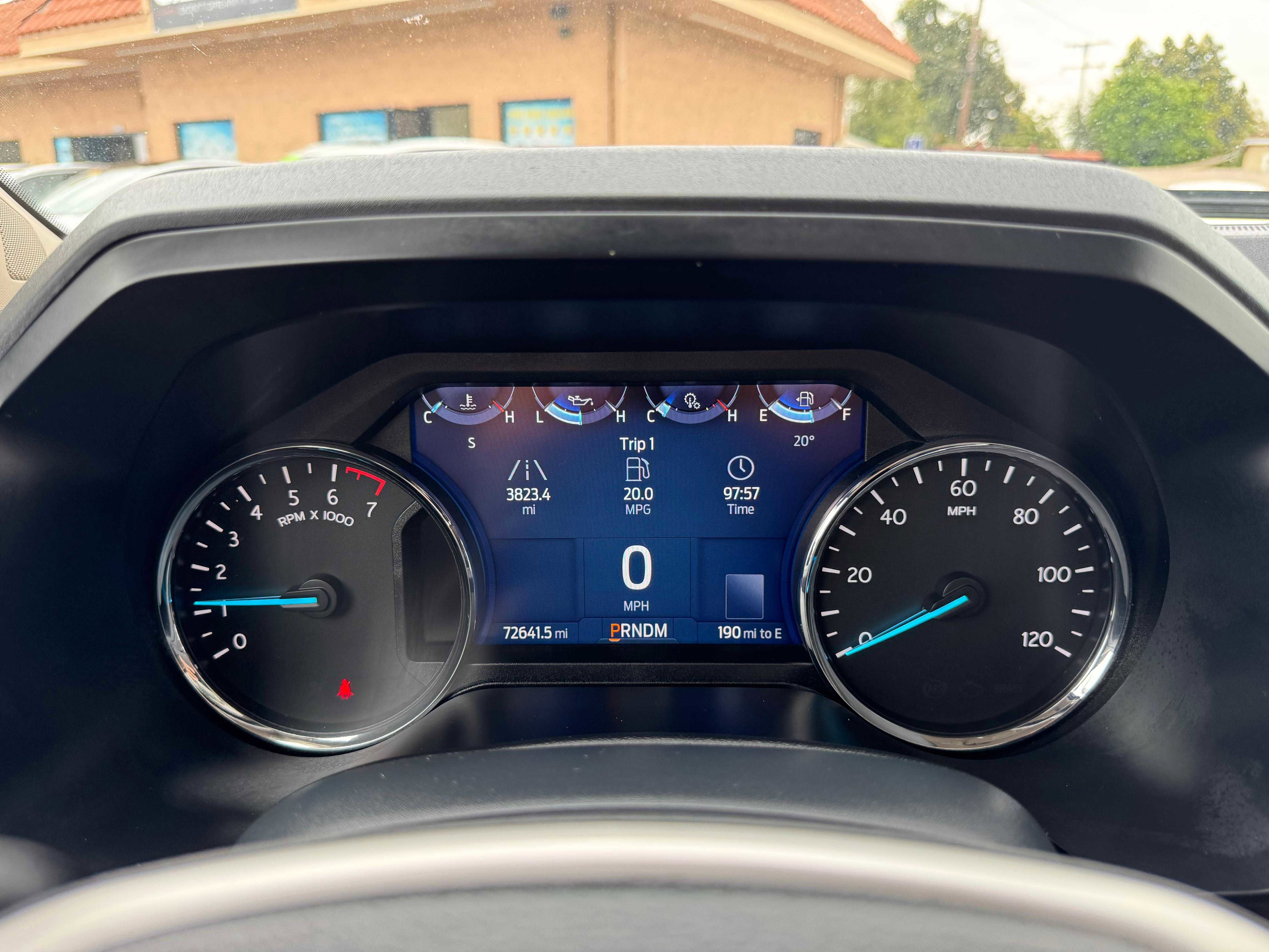 Vehicle image 70 of 92
