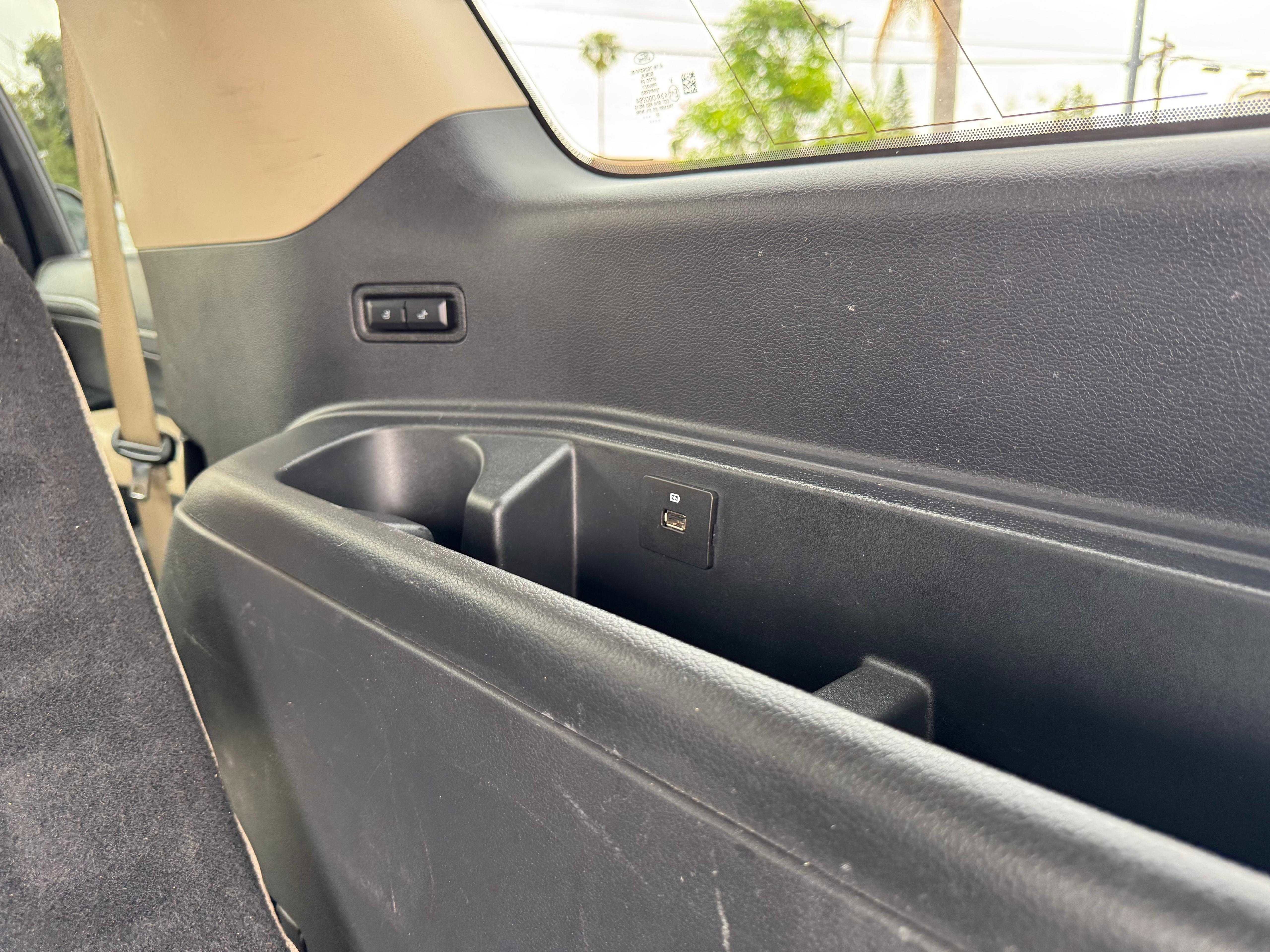 Vehicle image 20 of 92
