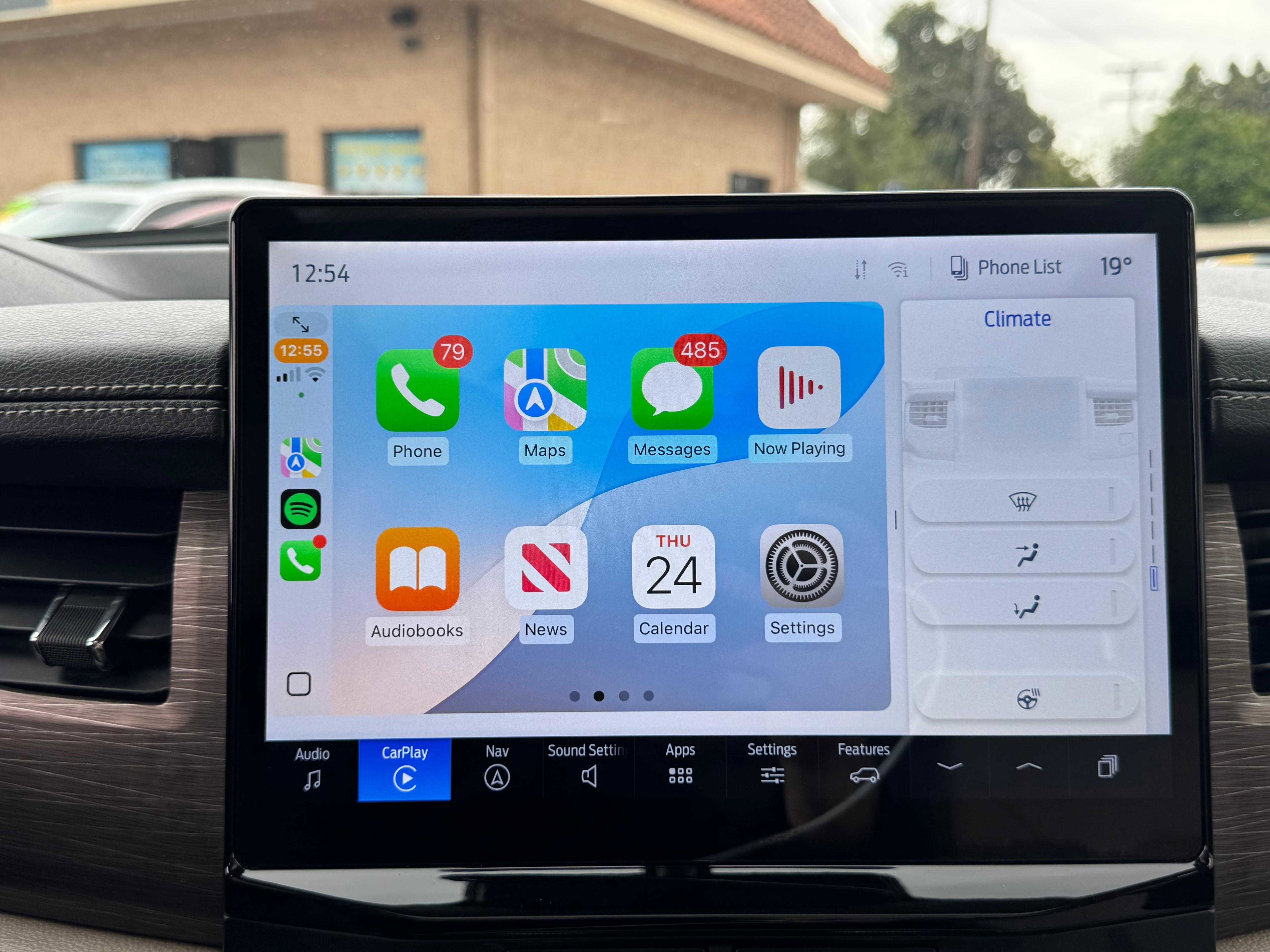 Vehicle image 92 of 92