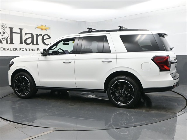 Vehicle image 30 of 61