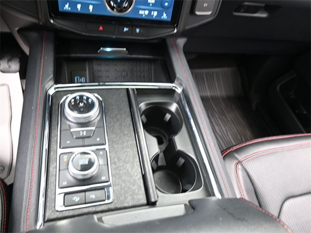 Vehicle image 39 of 61