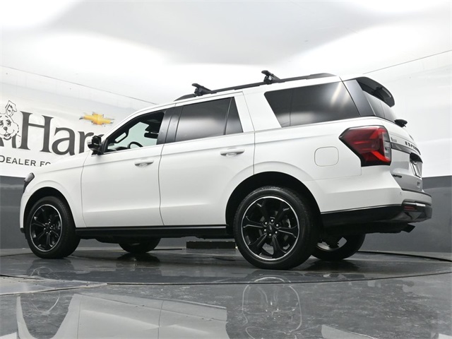 Vehicle image 35 of 61