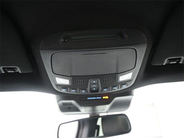 Vehicle image 40 of 61