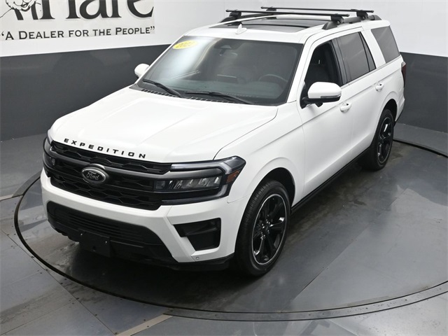 Vehicle image 9 of 61