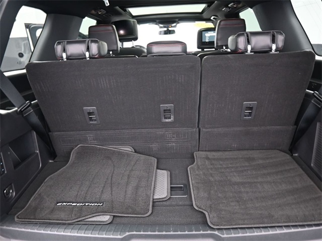 Vehicle image 56 of 61
