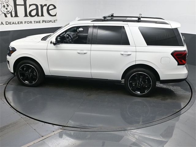 Vehicle image 31 of 61