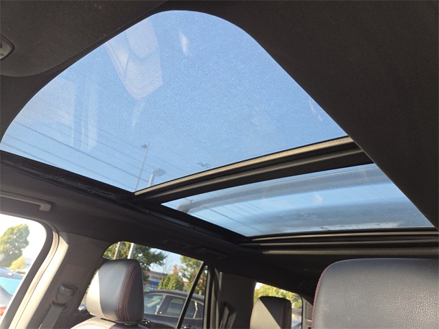 2022 Ford Expedition Limited Image 18 of 40