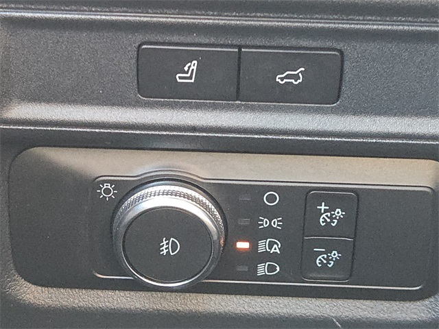 2022 Ford Expedition Limited Image 26 of 40