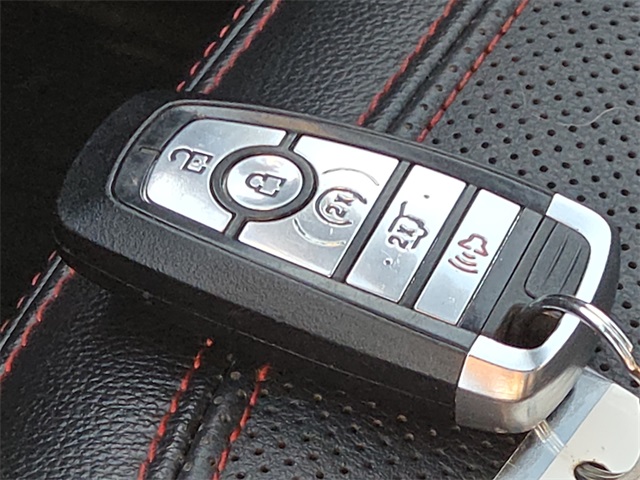 2022 Ford Expedition Limited Image 33 of 40