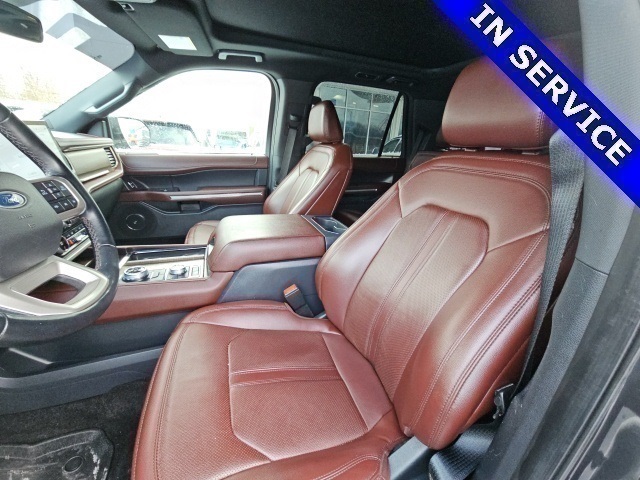 2022 Ford Expedition Limited Image 9 of 18
