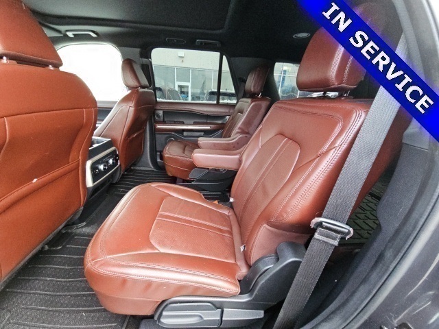 2022 Ford Expedition Limited Image 10 of 18