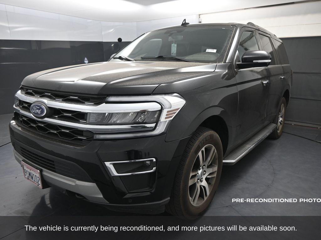 2022 Ford Expedition Limited Image 1 of 8