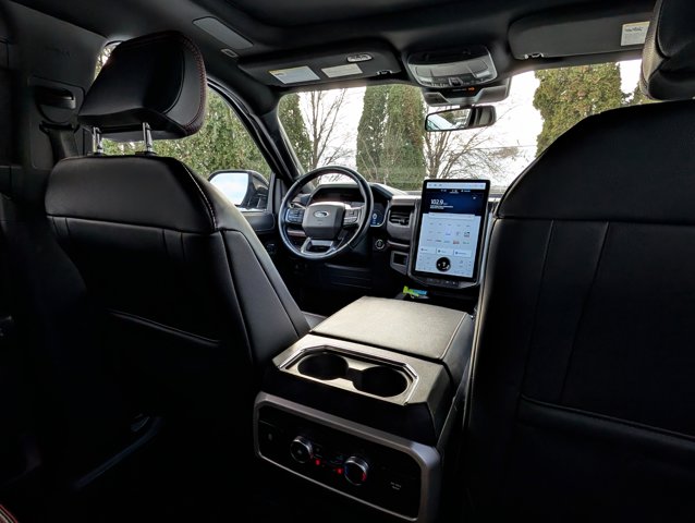 2022 Ford Expedition Limited Image 36 of 41