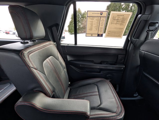 2022 Ford Expedition Limited Image 12 of 41