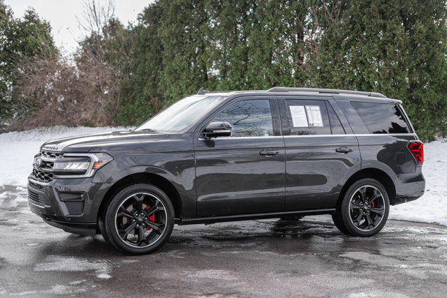 2022 Ford Expedition Limited Image 1 of 41