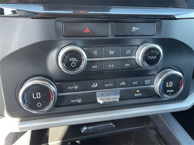 2022 Ford Expedition XLT Image 19 of 25