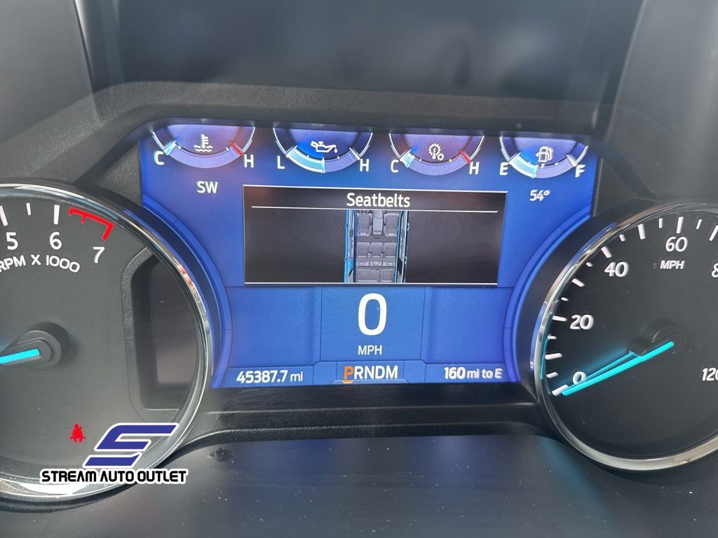 Vehicle image 21 of 40