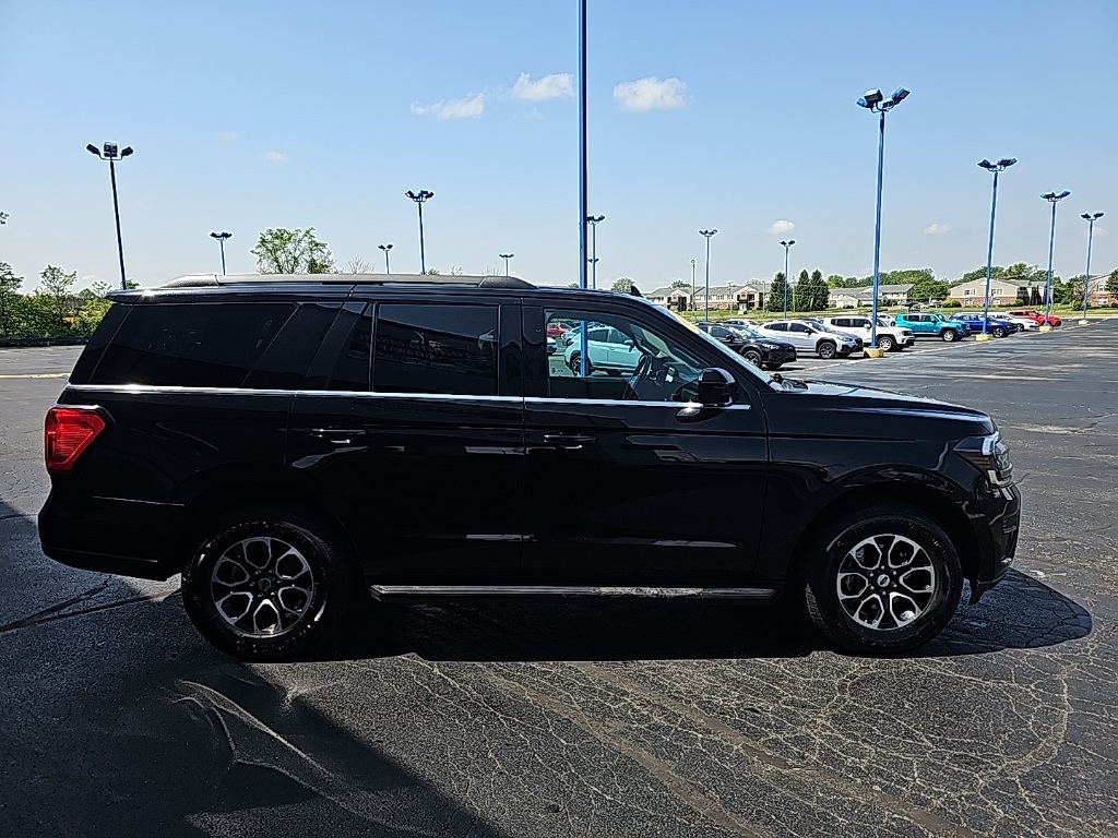 Vehicle image 5 of 29