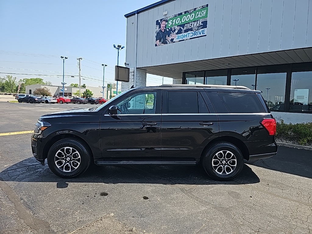 Vehicle image 9 of 29